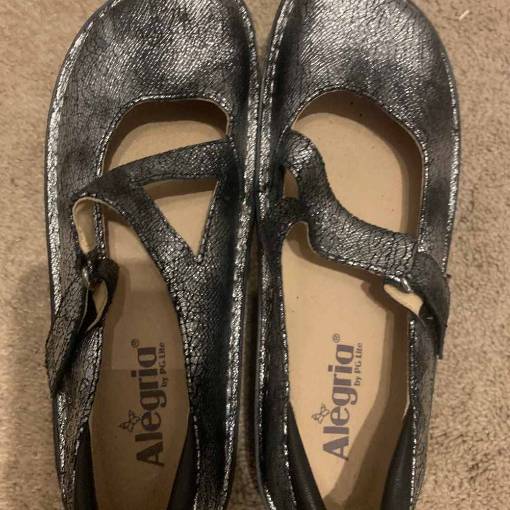 Algeria Shoes Women’s 38 Brand New